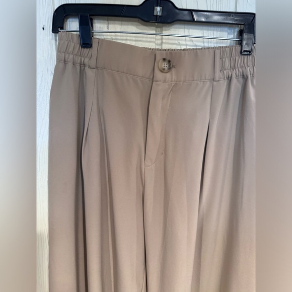 Zyia Wide Leg Khaki Pants, Size XL - Picture 3 of 11
